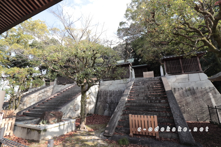 饒津神社