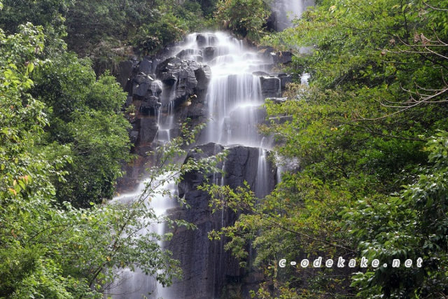 常清滝-広島県では唯一の「日本の滝100選」に選ばれた名瀑でマイナス