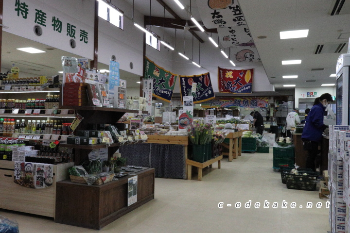 道の駅笠岡ベイファームの店内の様子