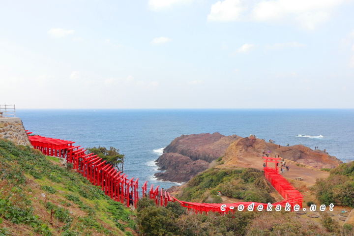 元乃隅神社の朱色の鳥居